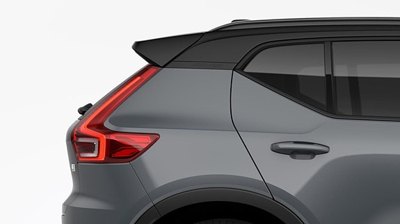 Volvo XC40 20 of 28