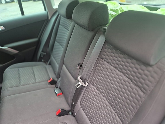 Volkswagen Tiguan 8 of 9