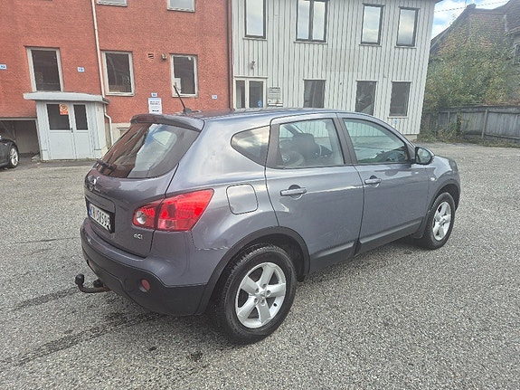 Nissan Qashqai 4 of 7
