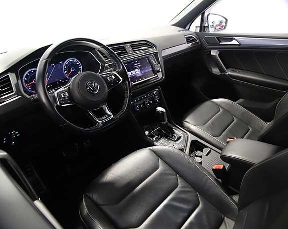 Volkswagen Tiguan 13 of 30