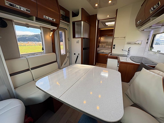 Rapido 696 F PREMIUM EDITION / FACE TO FACE / GULVVARME / QUEENBED / GULVMATTER! 9 of 30