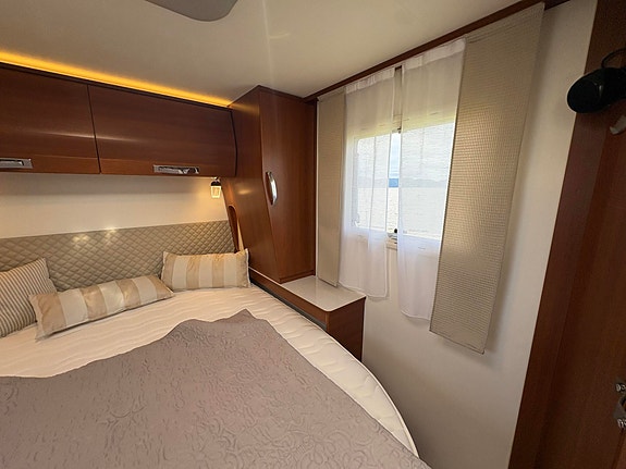 Rapido 696 F PREMIUM EDITION / FACE TO FACE / GULVVARME / QUEENBED / GULVMATTER! 26 of 30