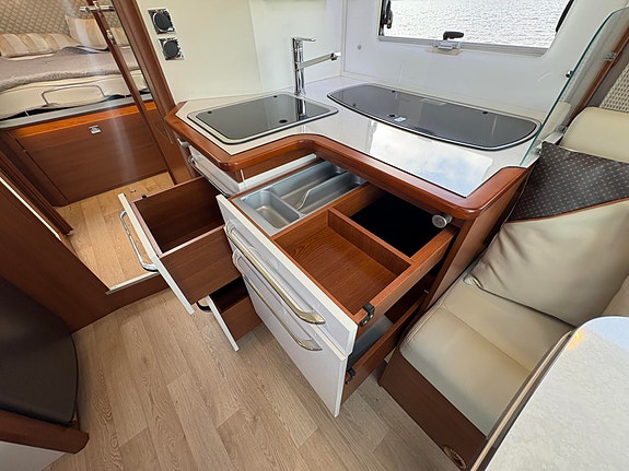 Rapido 696 F PREMIUM EDITION / FACE TO FACE / GULVVARME / QUEENBED / GULVMATTER! 17 of 30