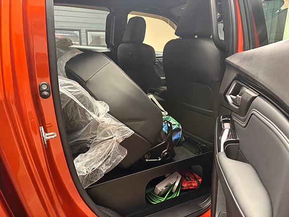 Isuzu D-max 27 of 30