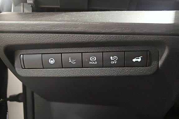 Nissan Ariya 17 of 24