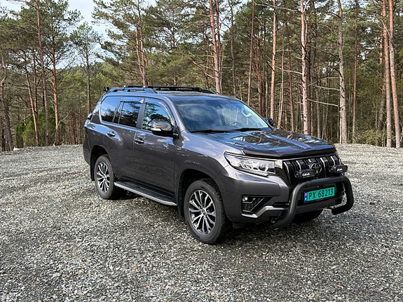 Toyota Land Cruiser 4 of 19