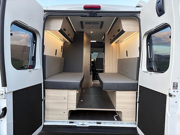 Sun Living S 65 SL AC / MARKISE / 2 LANGSGÅENDE SENGER / ROMSLIG 5 of 23