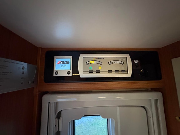 Adria Coral S 670 SLT STØTTEBEN / SYKKELSTATIV / MARKISE / STEKEOVN/ AC ! 21 of 23