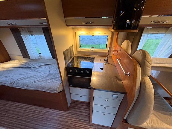 Adria Coral S 670 SLT STØTTEBEN / SYKKELSTATIV / MARKISE / STEKEOVN/ AC ! 8 of 23