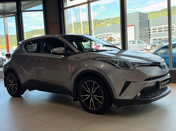 Toyota C-HR 10 of 30