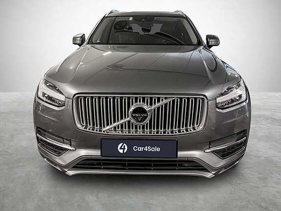 Volvo XC90 8 of 30