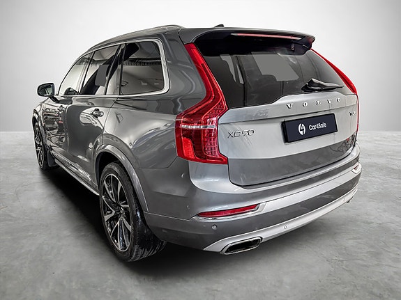 Volvo XC90 3 of 30