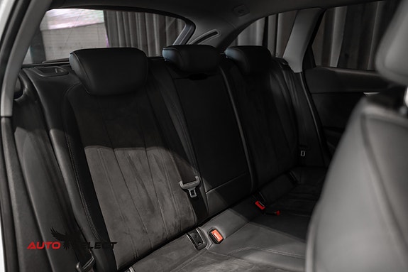 Audi A4 allroad 17 of 30