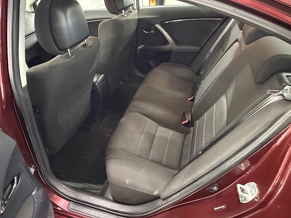 Toyota Avensis 14 of 29