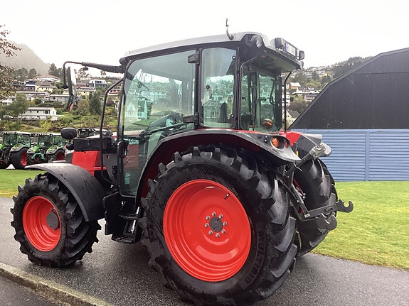Massey Ferguson MF 4710M 12 of 12