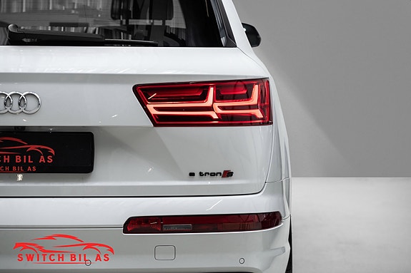Audi Q7 4 of 30