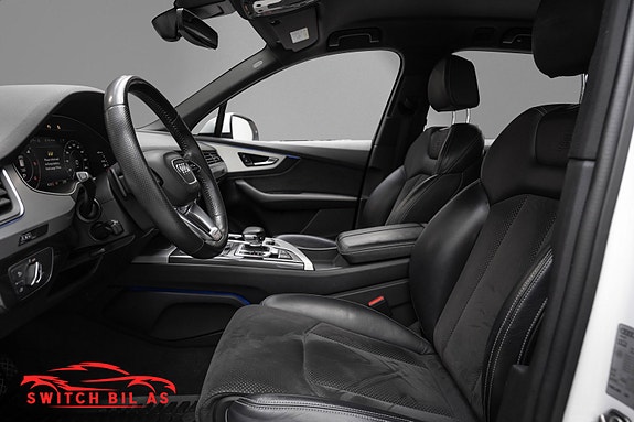 Audi Q7 10 of 30