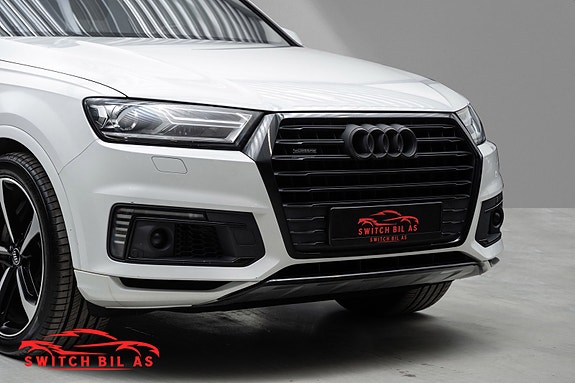 Audi Q7 9 of 30