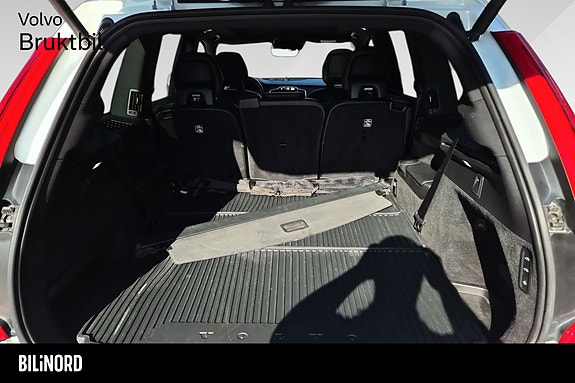 Volvo XC90 7 of 18