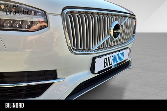 Volvo XC90 9 of 18