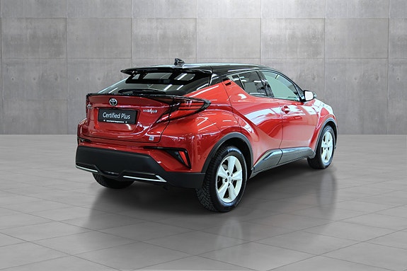 Toyota C-HR 7 of 30