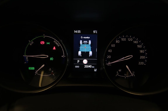 Toyota C-HR 19 of 30