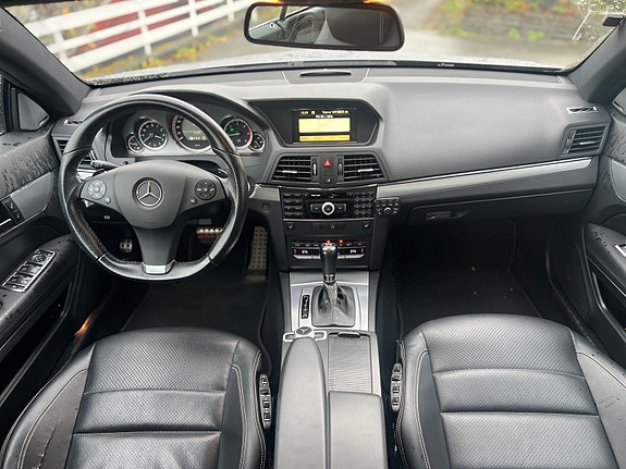 Mercedes-Benz E220 12 of 17