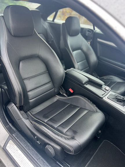 Mercedes-Benz E220 14 of 17