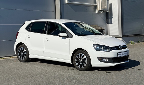 Volkswagen Polo 2 of 29