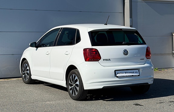Volkswagen Polo 11 of 29