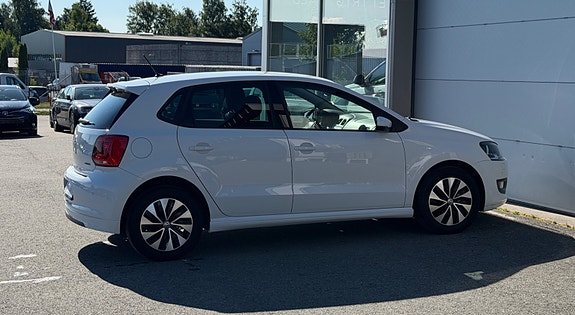 Volkswagen Polo 17 of 29