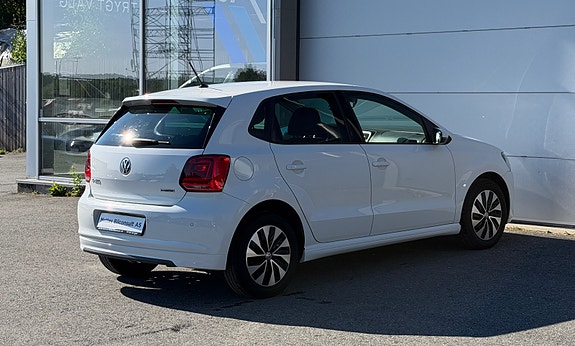 Volkswagen Polo 16 of 29