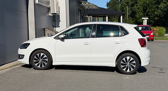 Volkswagen Polo 13 of 29