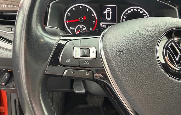 Volkswagen Polo 17 of 30