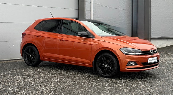 Volkswagen Polo 2 of 30