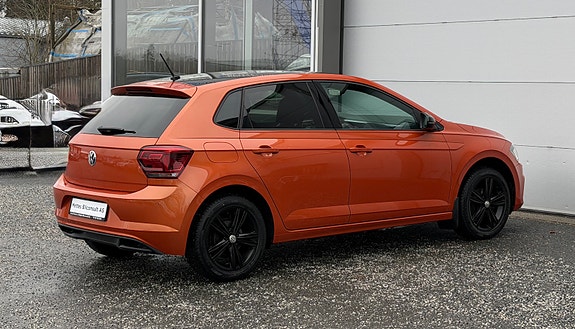 Volkswagen Polo 9 of 30
