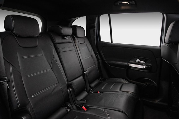 Mercedes-Benz GLB220 d 18 of 28