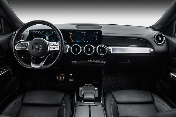 Mercedes-Benz GLB220 d 19 of 28