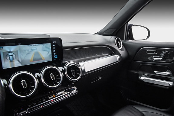 Mercedes-Benz GLB220 d 23 of 28