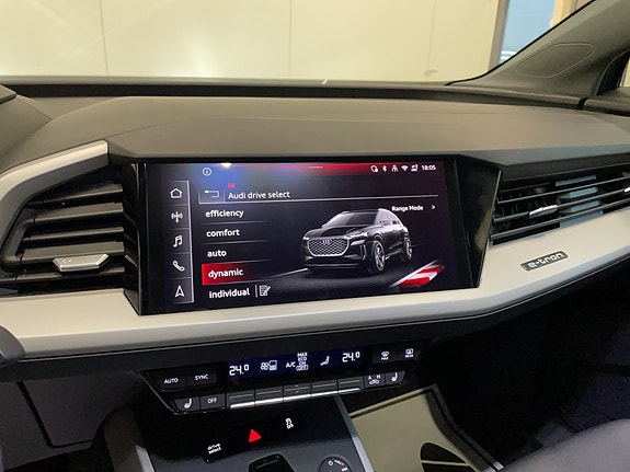 Audi Q4 e-tron 25 of 30