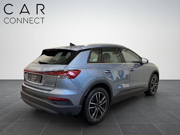 Audi Q4 e-tron 3 of 30