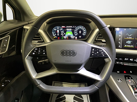 Audi Q4 e-tron 17 of 30
