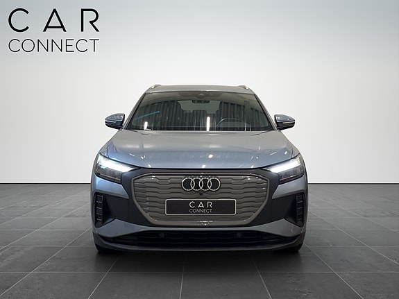 Audi Q4 e-tron 6 of 30