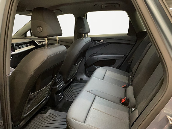 Audi Q4 e-tron 30 of 30