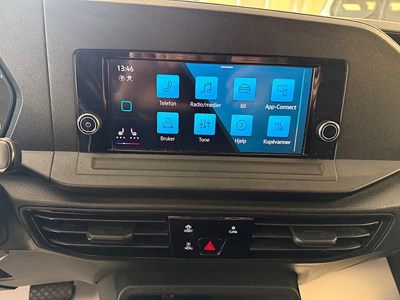 Volkswagen Caddy Maxi 16 of 30
