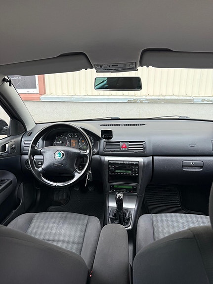 Skoda Octavia 13 of 25