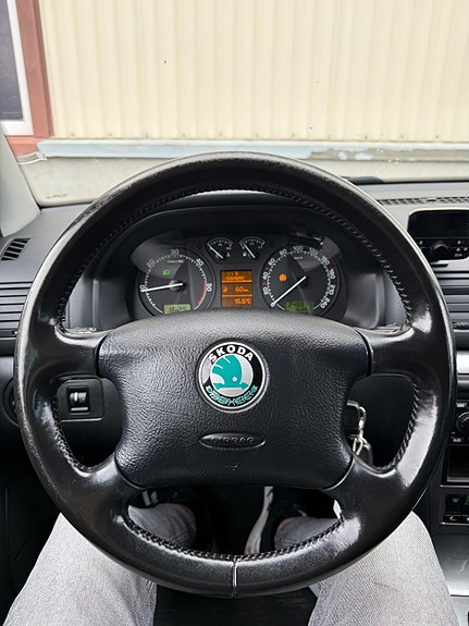 Skoda Octavia 14 of 25