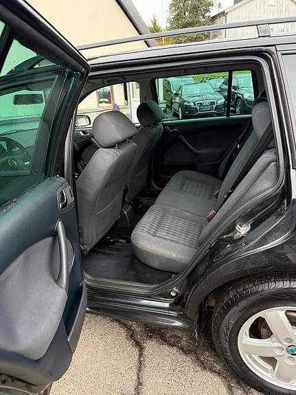 Skoda Octavia 16 of 25