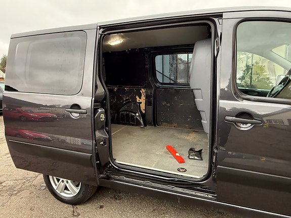 Toyota Proace 13 of 29