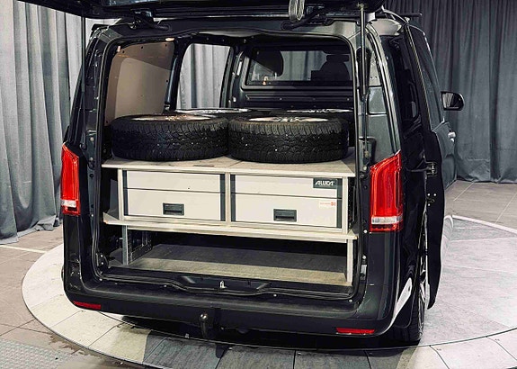 Mercedes-Benz Vito 119 13 of 26